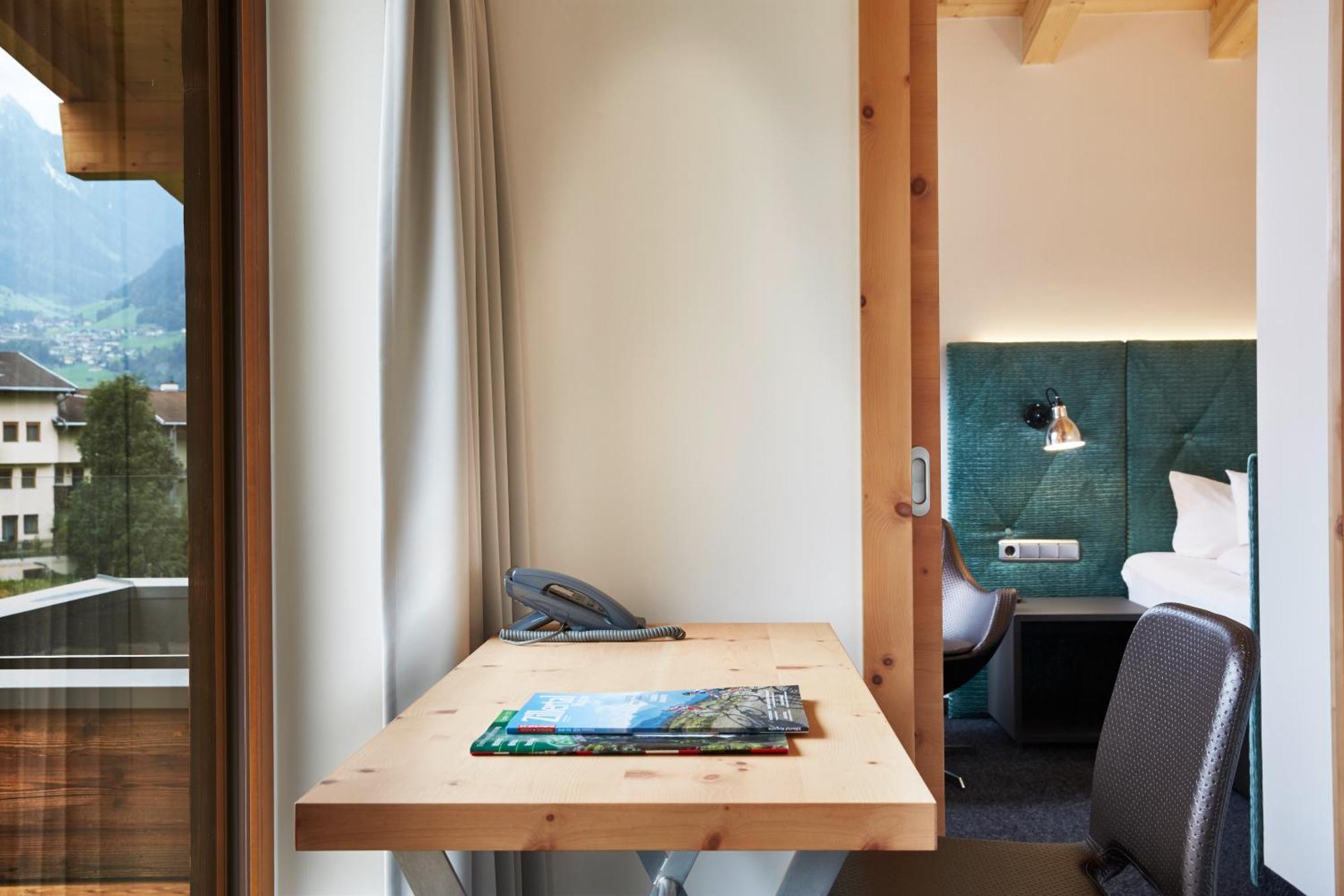 Huber'S Boutiquehotel Mayrhofen Exterior photo